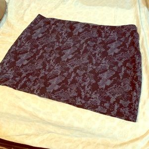 Expres snake pattern mini skirt